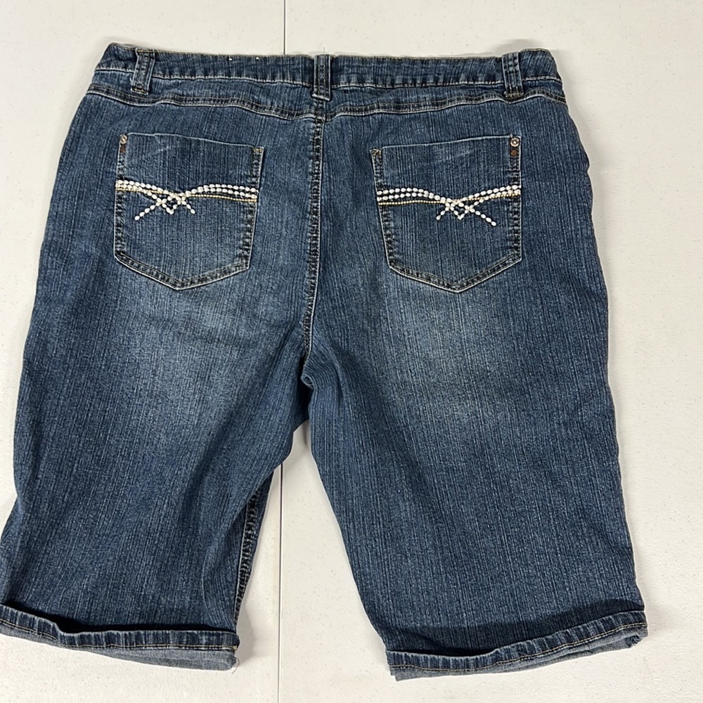 Cato Bermuda shorts - Picture 6 of 8
